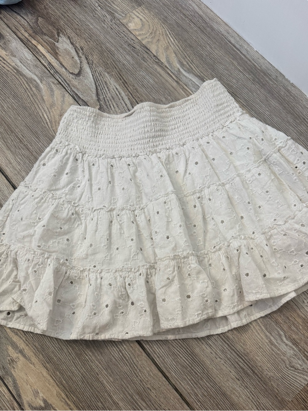 American Eagle Outfitters White Eyelet Tiered Skirt